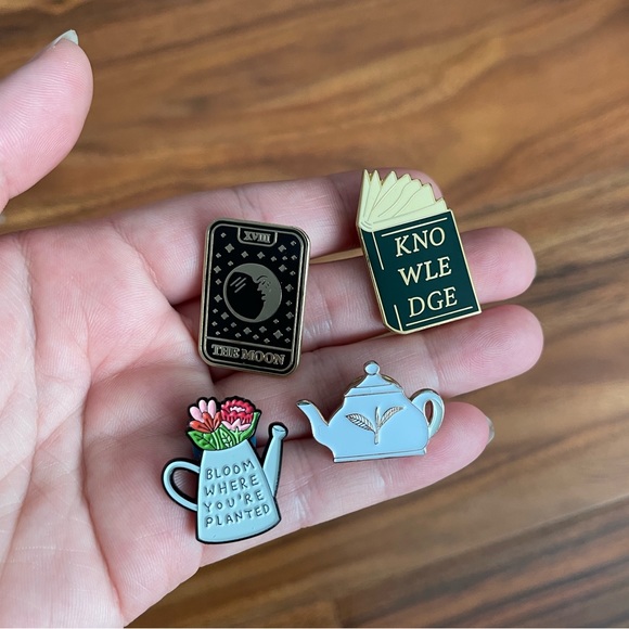 Adventure Pin & Patch bundle - Picture 2 of 2